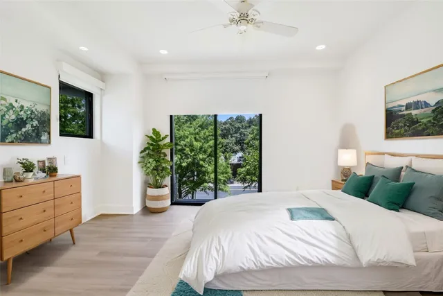 $3,000 | 1603 Enfield Road, Unit 200, Austin, TX 78703