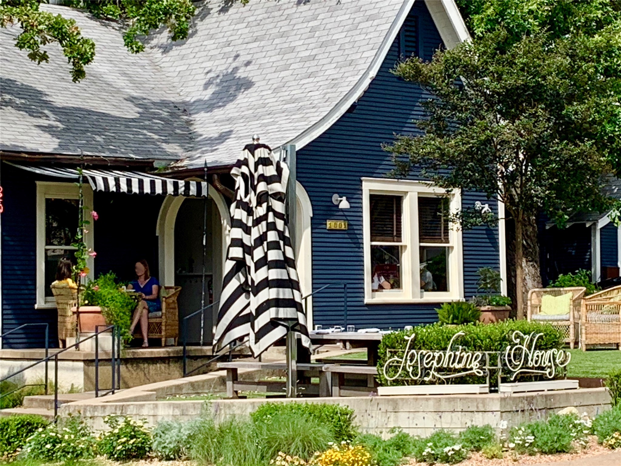 1603 Enfield Road, Unit 200 Austin, TX 78703 - Photo 24 of 26 Area Restaurant