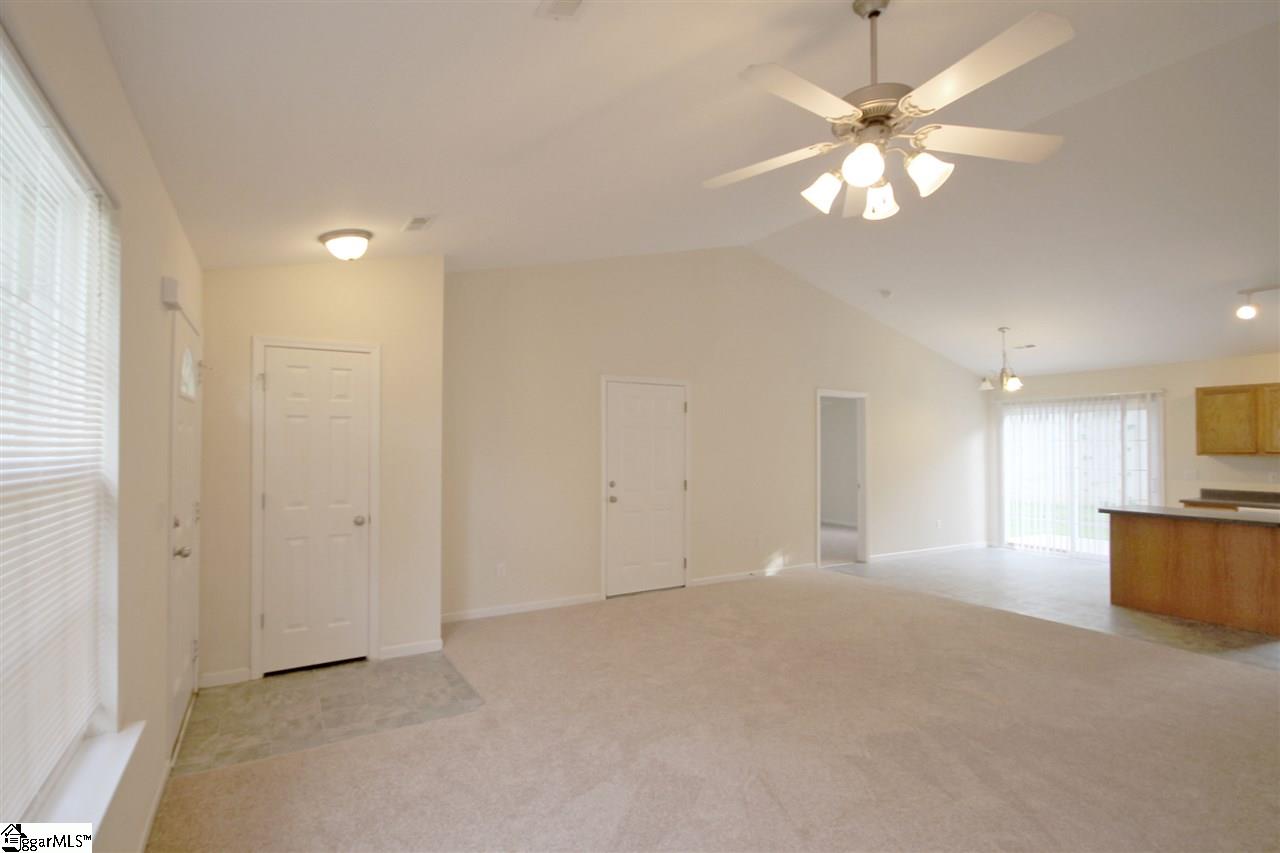 819 Trester Lane Inman, SC 29349 - Photo 4 of 36
