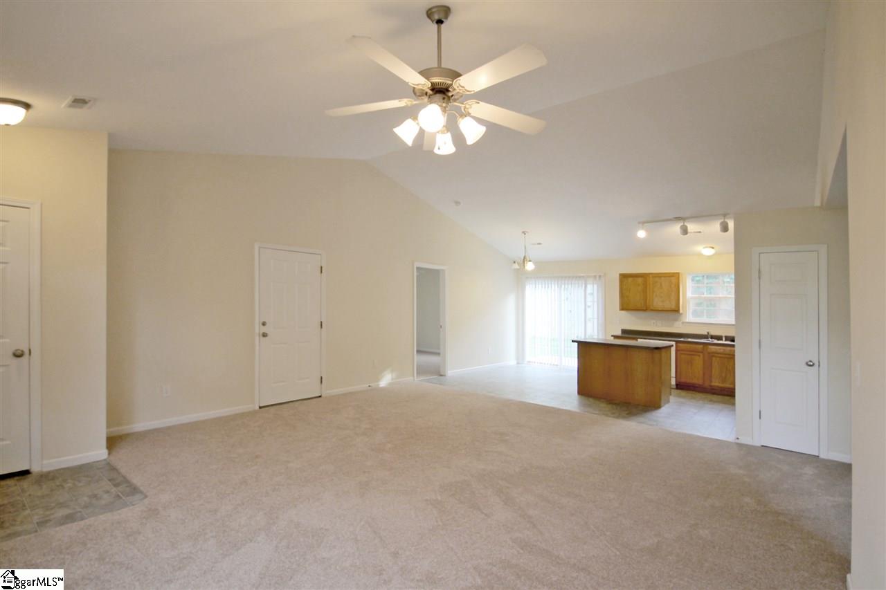 819 Trester Lane Inman, SC 29349 - Photo 5 of 36