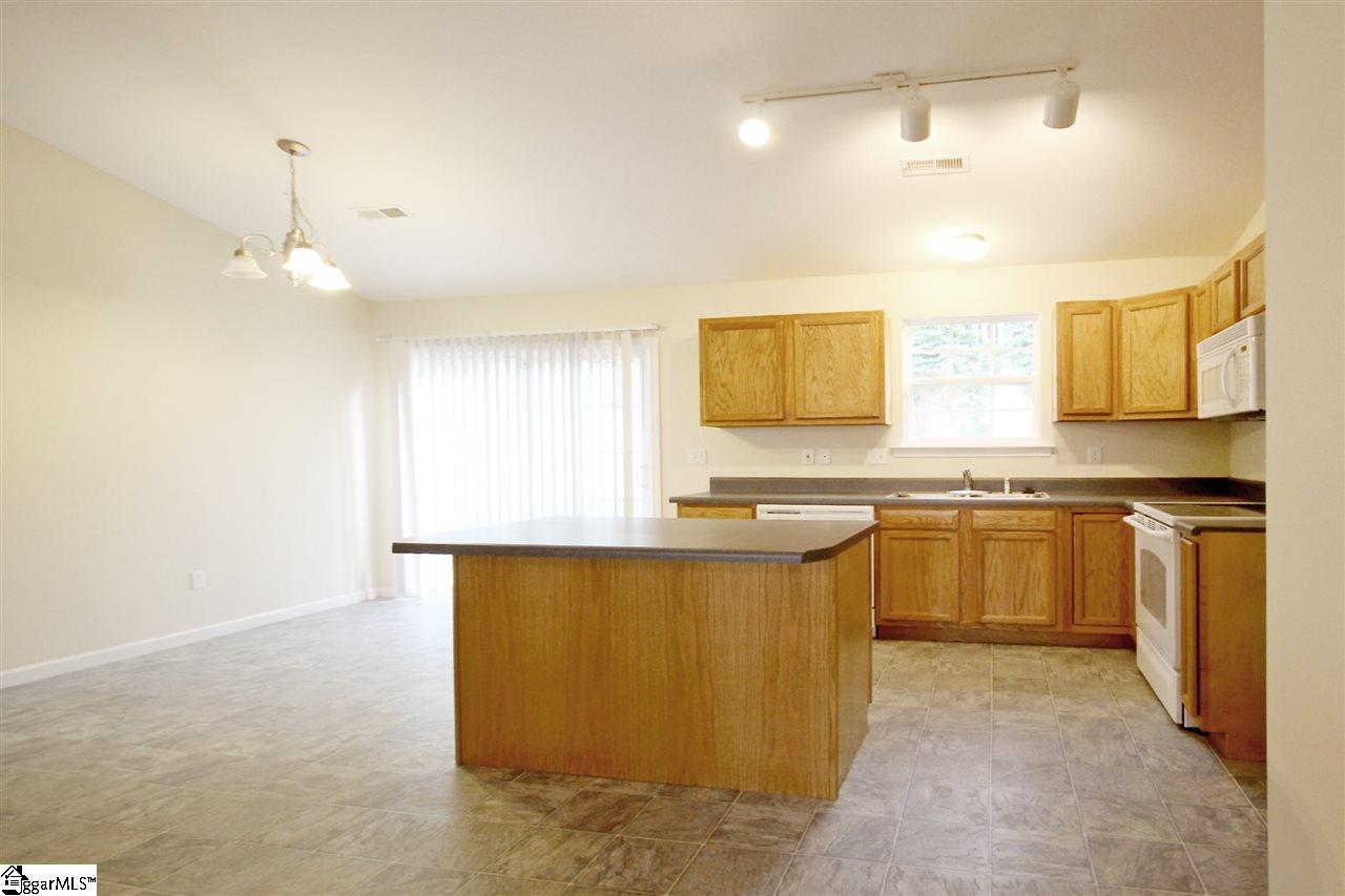819 Trester Lane Inman, SC 29349 - Photo 9 of 36