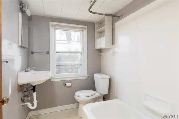 $189,900 | 61 Henley Road, Buffalo, NY 14216