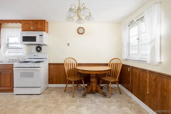 $189,900 | 61 Henley Road, Buffalo, NY 14216