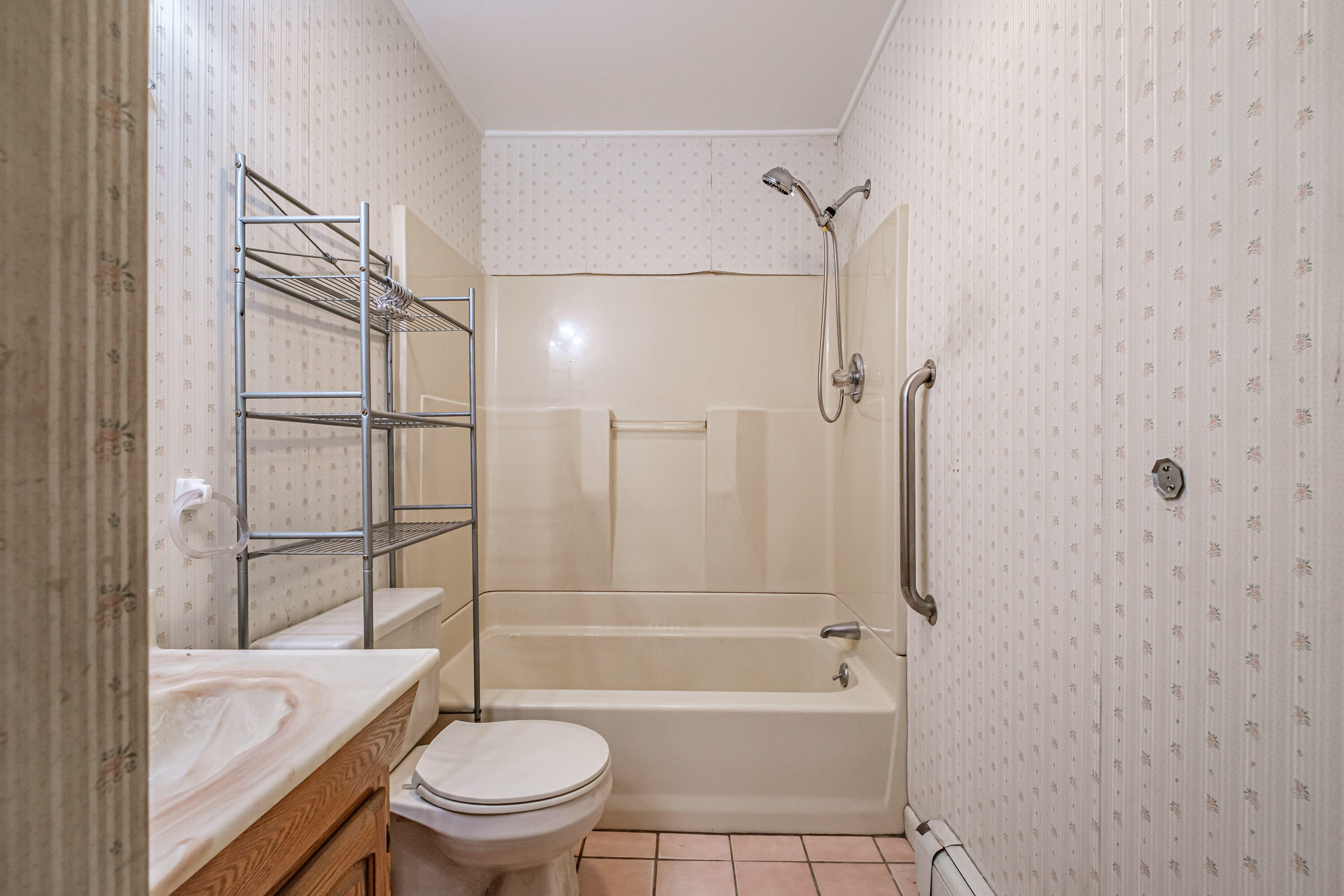 3 Fortier Road Lewiston, ME 04240 - Photo 59 of 71 bathroom side 3