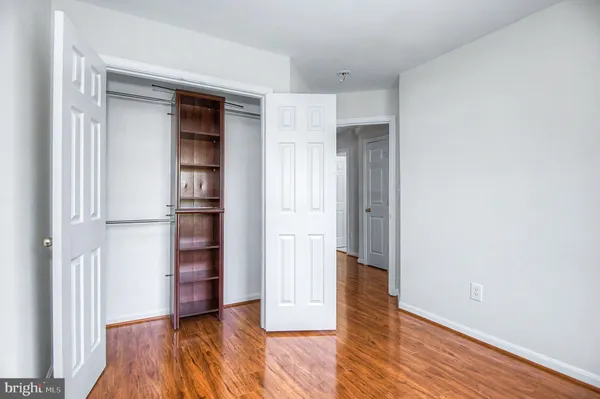 $2,875 | 45527 Grand Central Square, Sterling, VA 20166