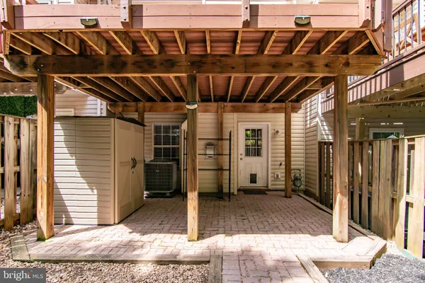 $2,875 | 45527 Grand Central Square, Sterling, VA 20166