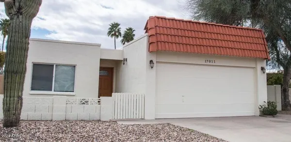 $1,950 | 17011 East Calaveras Avenue, Fountain Hills, AZ 85268