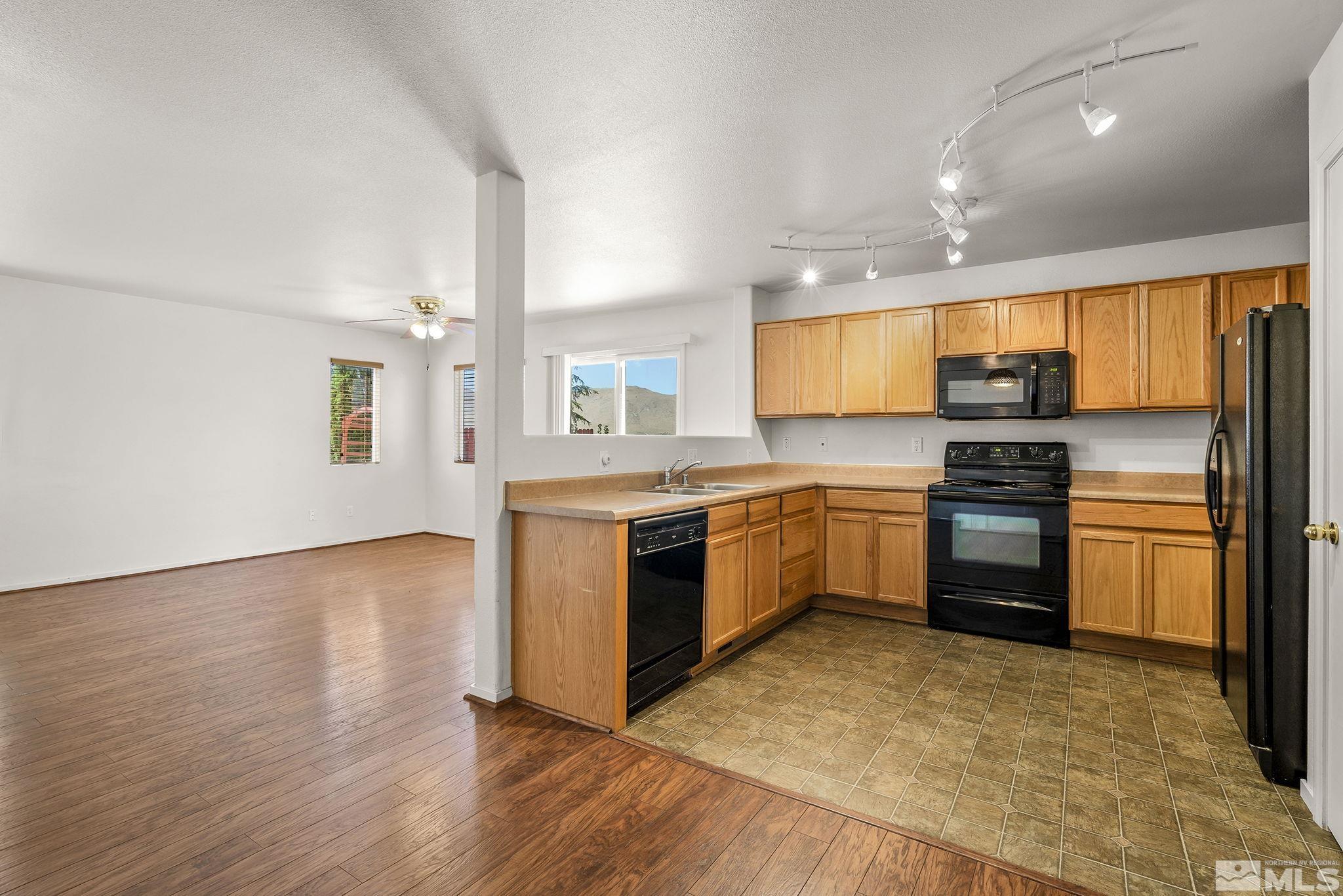 8855 Red Baron Boulevard Reno, NV 89506 - Photo 6 of 18 Photo 6