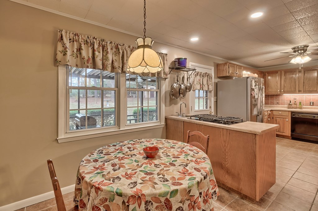1930 Pine Log Road Aiken, SC 29803 - Photo 7 of 21 Gallery Image 7