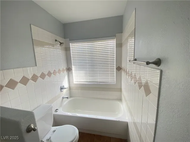 $1,950 | 8753 Crossbill Court, Henderson, NV 89074