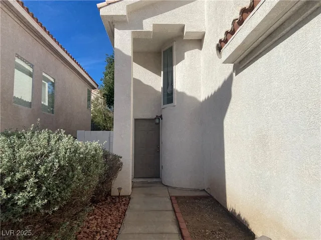 $1,950 | 8753 Crossbill Court, Henderson, NV 89074