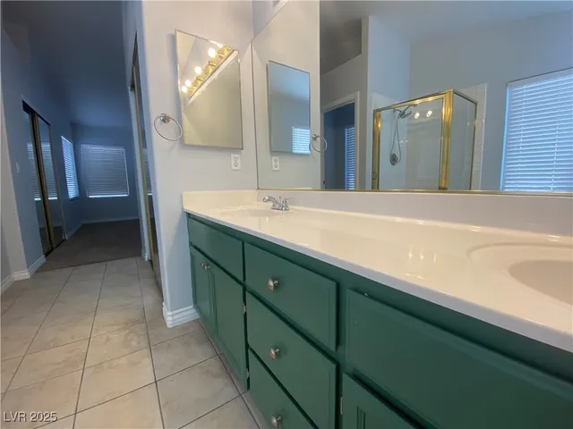 $1,950 | 8753 Crossbill Court, Henderson, NV 89074