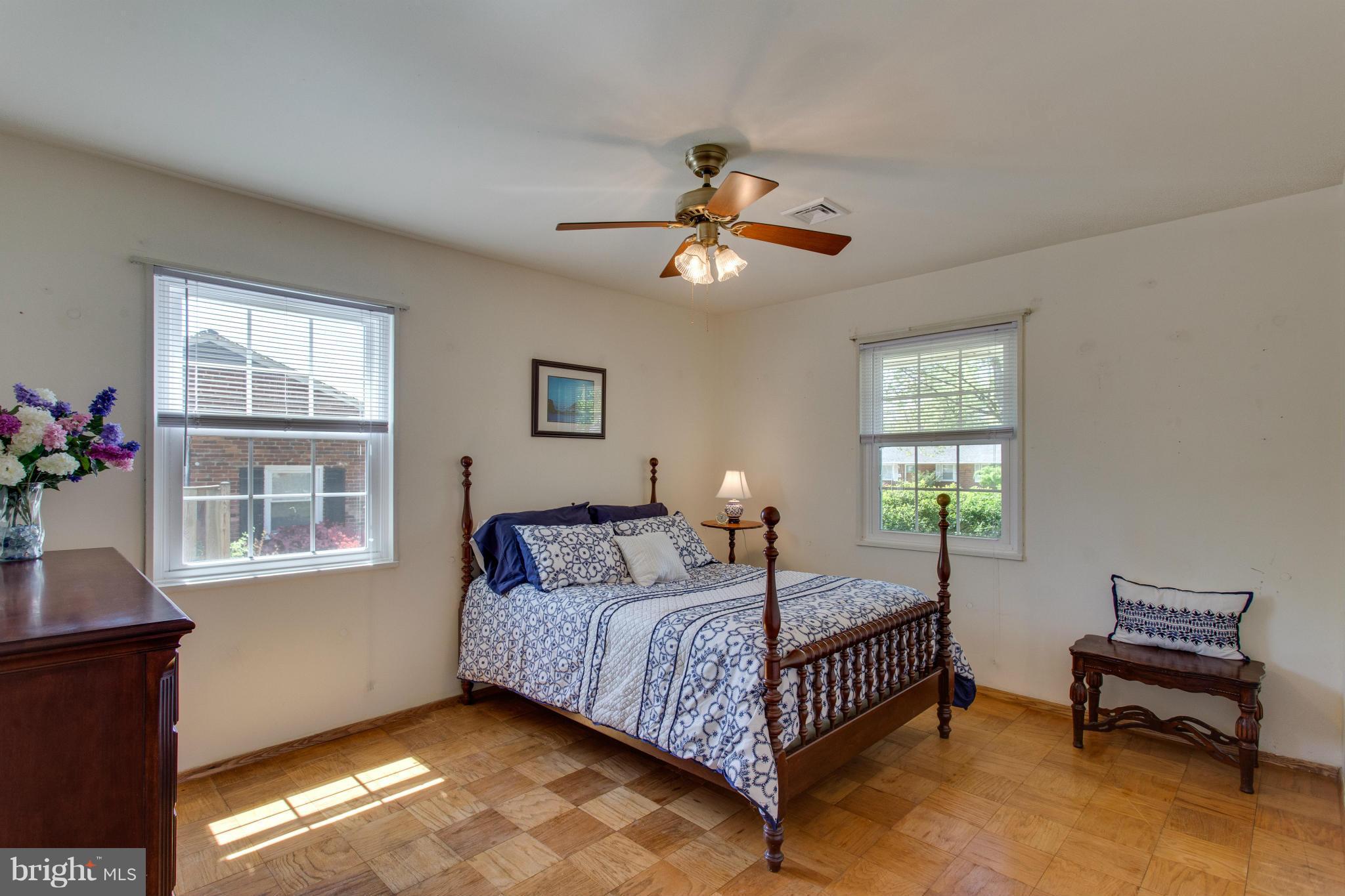 4007 Braddock Road Alexandria, VA 22312 - Photo 17 of 28 Bedroom