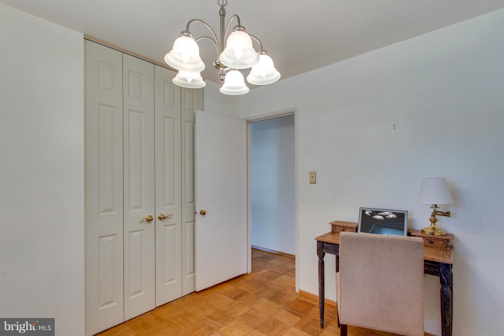 4007 Braddock Road Alexandria, VA 22312 - Photo 19 of 28 Bedroom