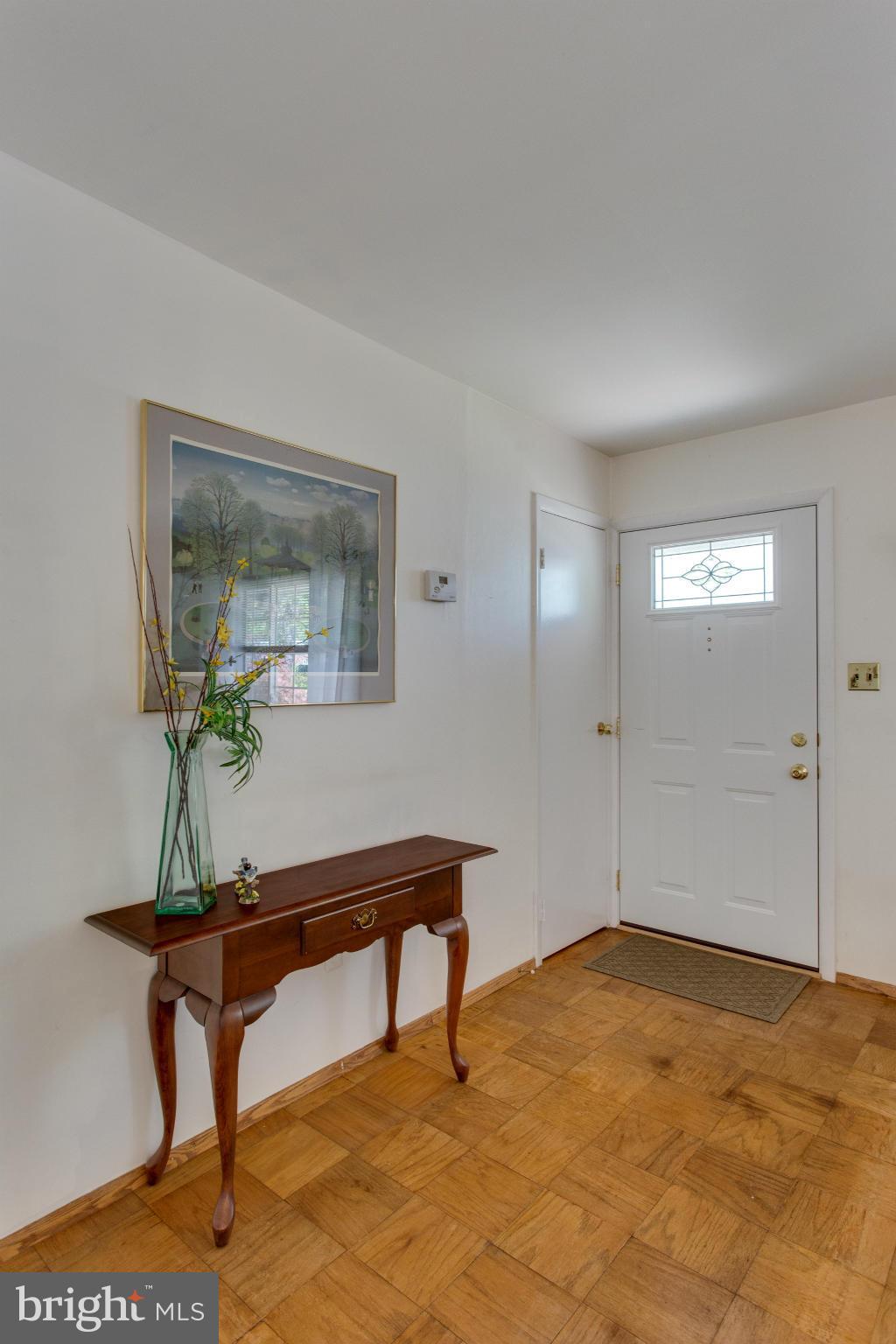4007 Braddock Road Alexandria, VA 22312 - Photo 5 of 28 Interior (General)
