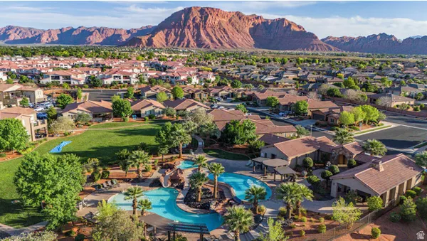 $650,000 | 3800 Paradise Village Drive, Unit 10, Santa Clara, UT 84765
