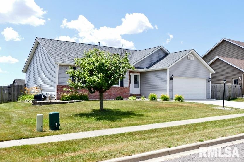 1906 Cobblestone Washington, IL 61571 - Photo 4 of 48 Gallery Image 4