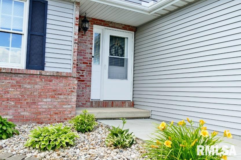 1906 Cobblestone Washington, IL 61571 - Photo 5 of 48 Gallery Image 5