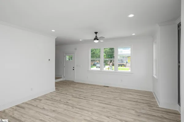 $1,995 | 305 Valley Street, Greenville, SC 29611