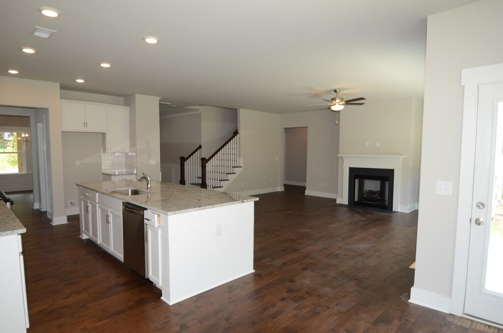 9134 Fuller Road, Unit 9 Chattanooga, TN 37421 - Photo 7 of 14 DSC_9542