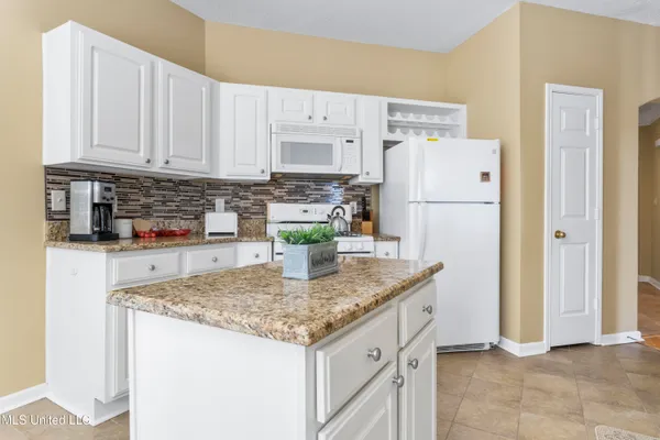 $294,000 | 2252 Beach Drive, Unit 205, Gulfport, MS 39507