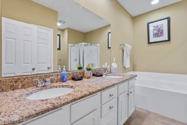 $294,000 | 2252 Beach Drive, Unit 205, Gulfport, MS 39507