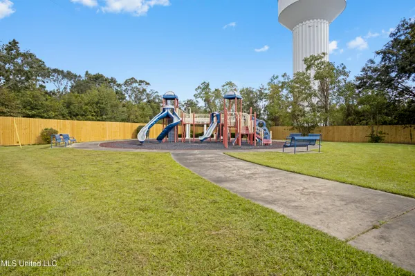 $294,000 | 2252 Beach Drive, Unit 205, Gulfport, MS 39507