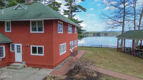$1,395,000 | 116 Roosevelt Terrace, Northville, NY 12134