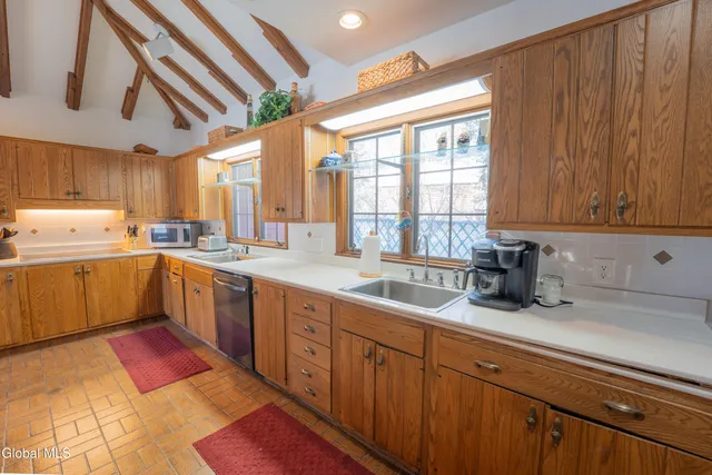 $1,395,000 | 116 Roosevelt Terrace, Northville, NY 12134