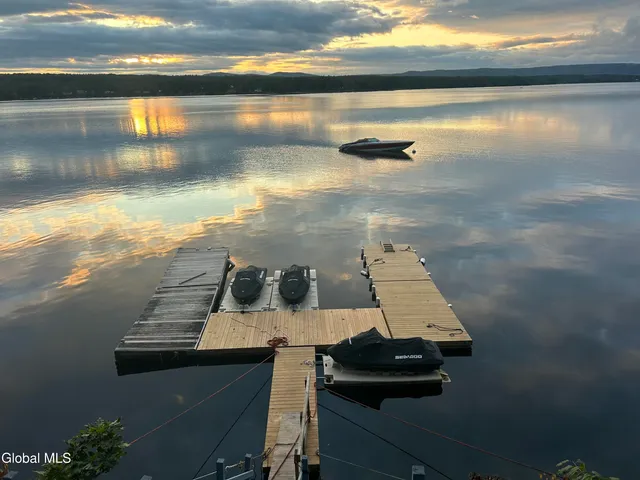 $1,395,000 | 116 Roosevelt Terrace, Northville, NY 12134