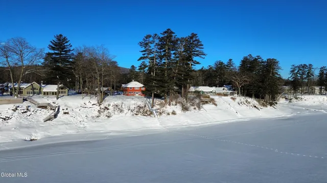 $1,395,000 | 116 Roosevelt Terrace, Northville, NY 12134