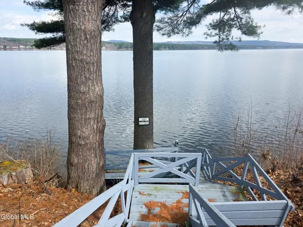 $1,395,000 | 116 Roosevelt Terrace, Northville, NY 12134