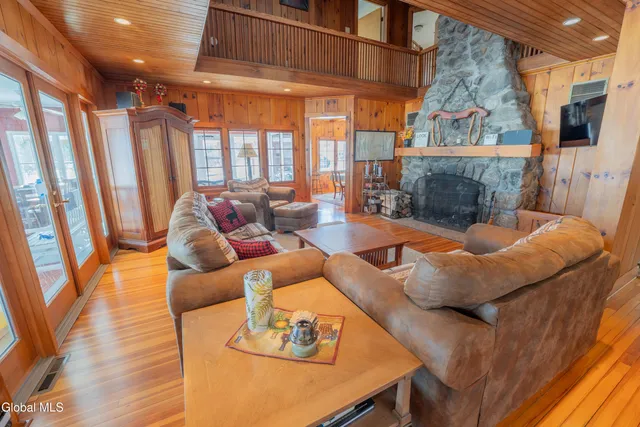 $1,395,000 | 116 Roosevelt Terrace, Northville, NY 12134