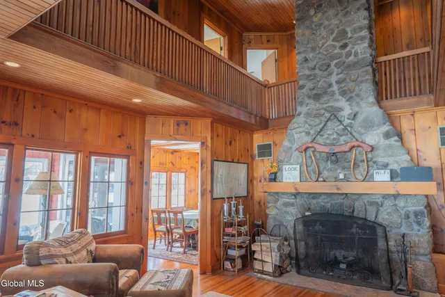 $1,395,000 | 116 Roosevelt Terrace, Northville, NY 12134