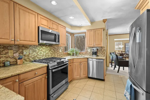 $375,000 | 38 Midwood Drive, Binghamton, NY 13903