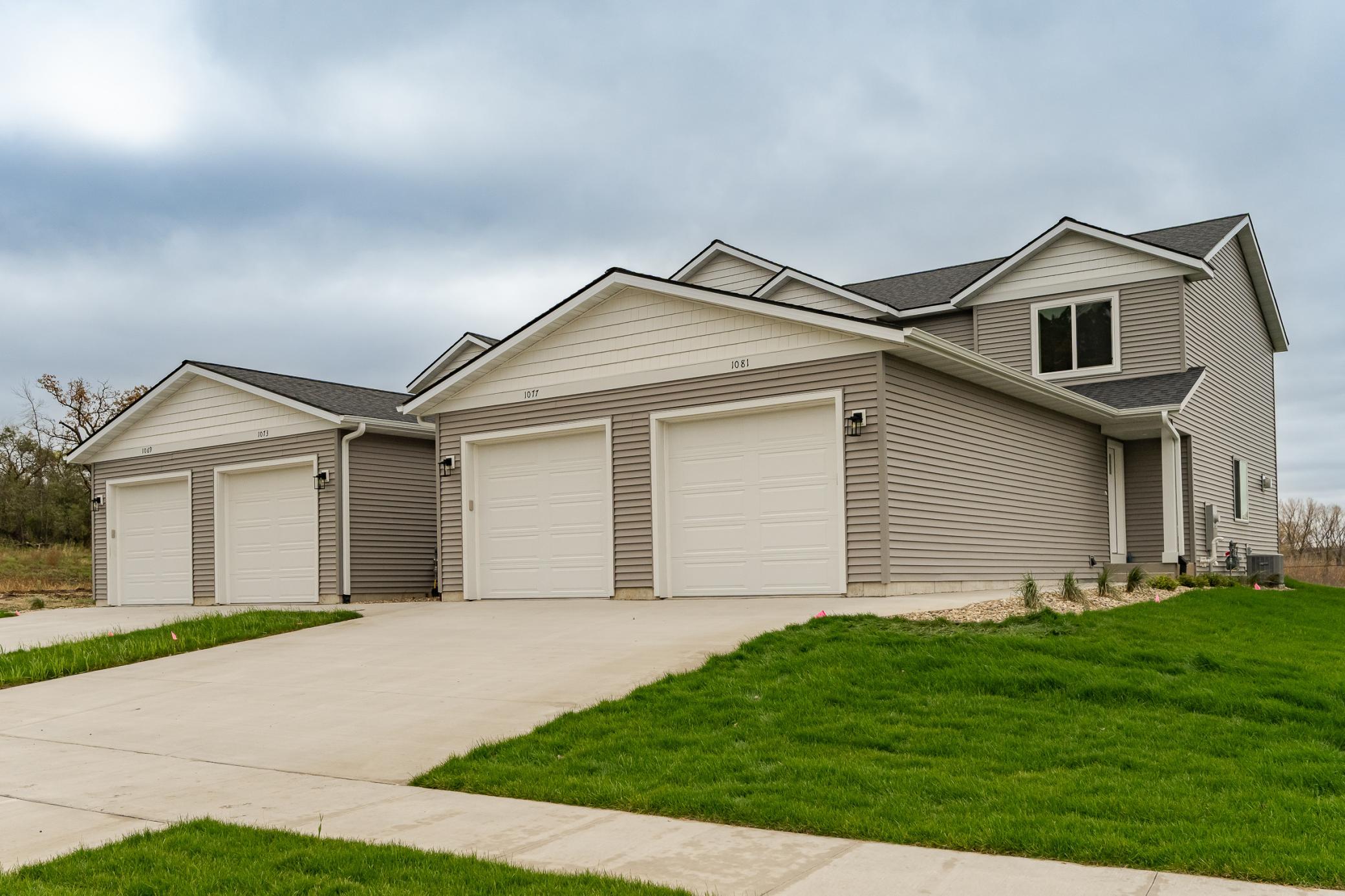 1081 Century Village Lane Northeast Rochester, MN 55906 - Photo 2 of 21