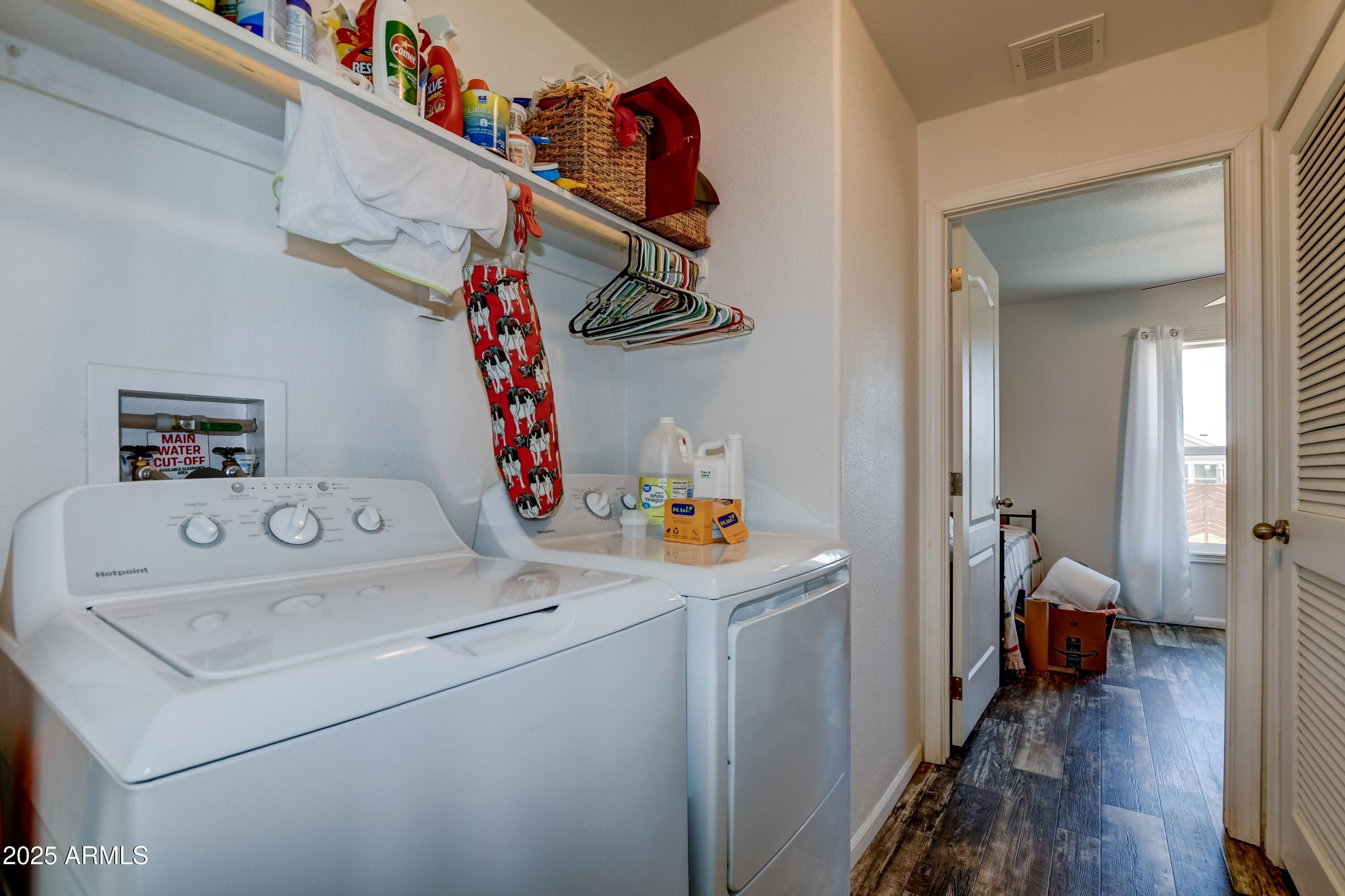 1787 East Perkinsville Road Chino Valley, AZ 86323 - Photo 13 of 13 a utility room with dryer and washer