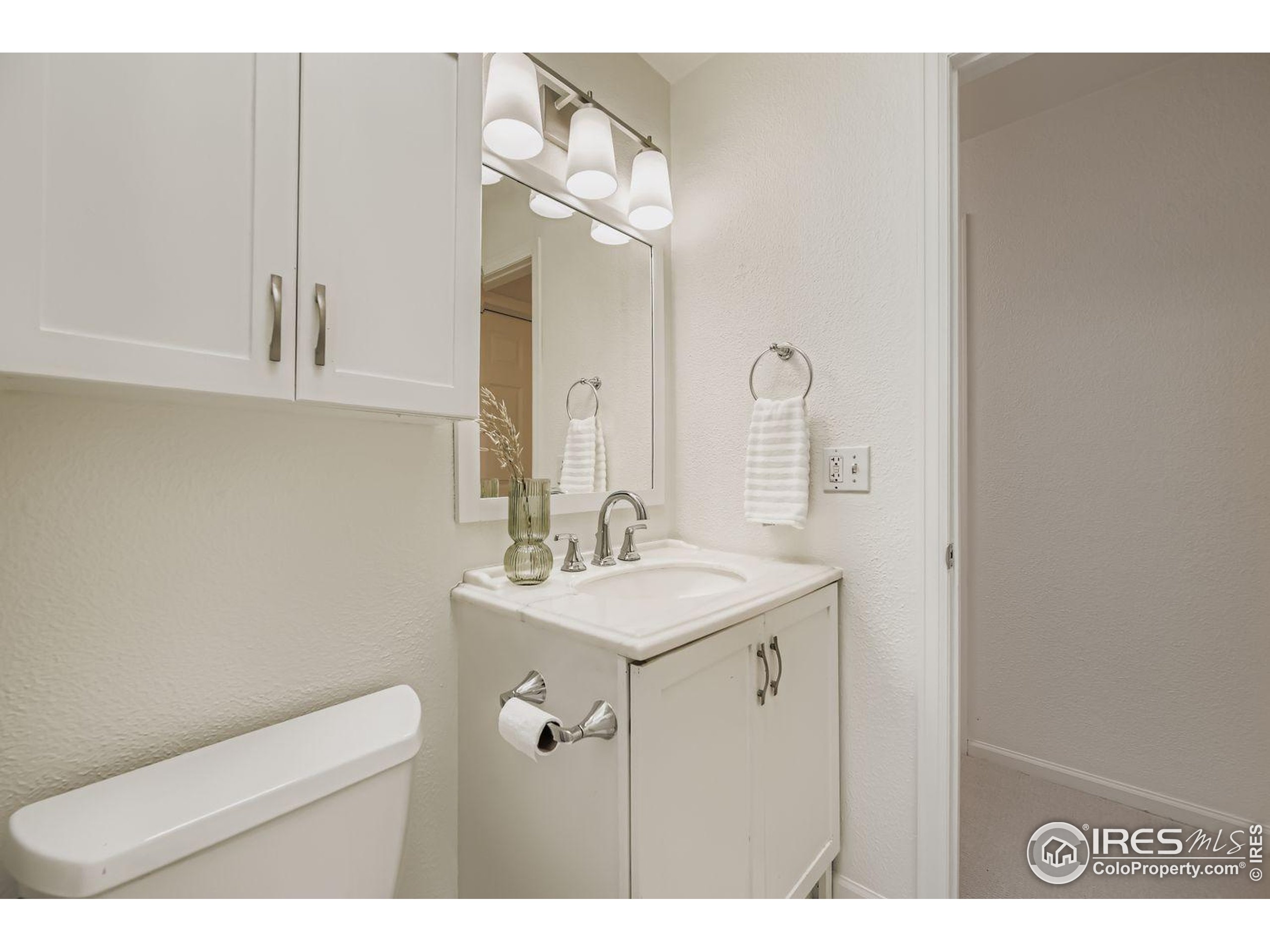 8050 Niwot Road, Unit 28 Niwot, CO 80503 - Photo 17 of 34