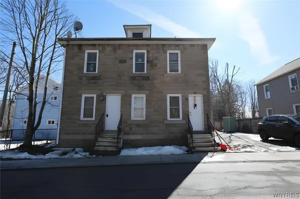 $950 | 55 York Street, Evans, NY 14006