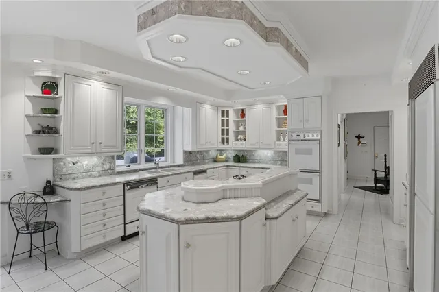 $850,000 | 8054 Barony Woods, Victor, NY 14534