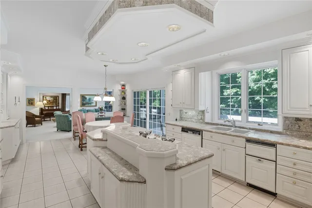 $850,000 | 8054 Barony Woods, Victor, NY 14534