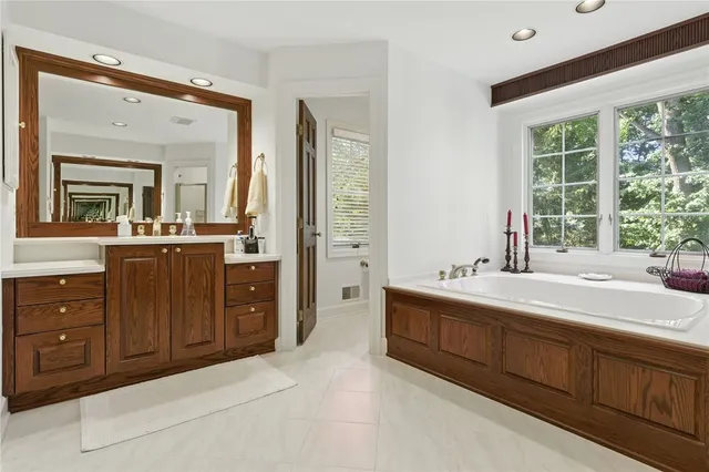 $850,000 | 8054 Barony Woods, Victor, NY 14534