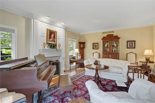 $850,000 | 8054 Barony Woods, Victor, NY 14534