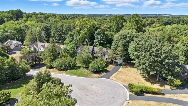 $850,000 | 8054 Barony Woods, Victor, NY 14534