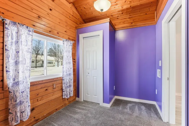 $199,500 | 724 8th Avenue Northwest, Faribault, MN 55021