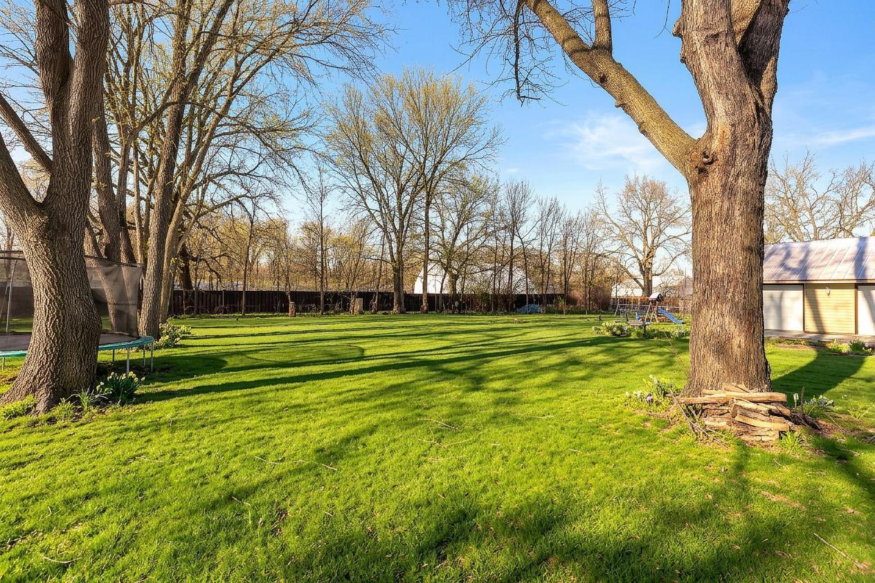 724 8th Avenue Northwest Faribault, MN 55021 - Photo 4 of 30