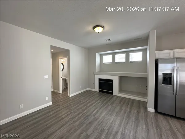 $2,490 | 9712 Floweret Avenue, Las Vegas, NV 89117