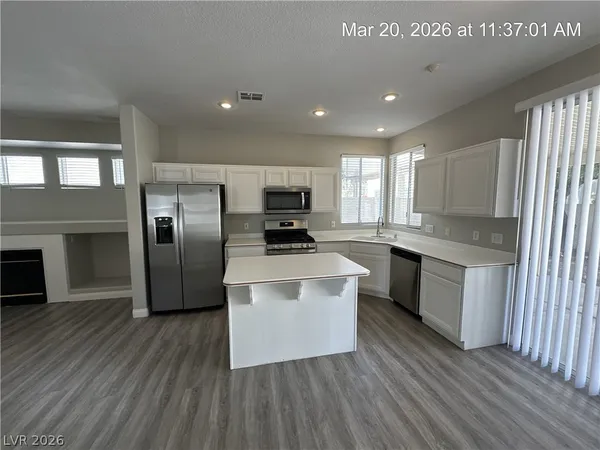 $2,490 | 9712 Floweret Avenue, Las Vegas, NV 89117