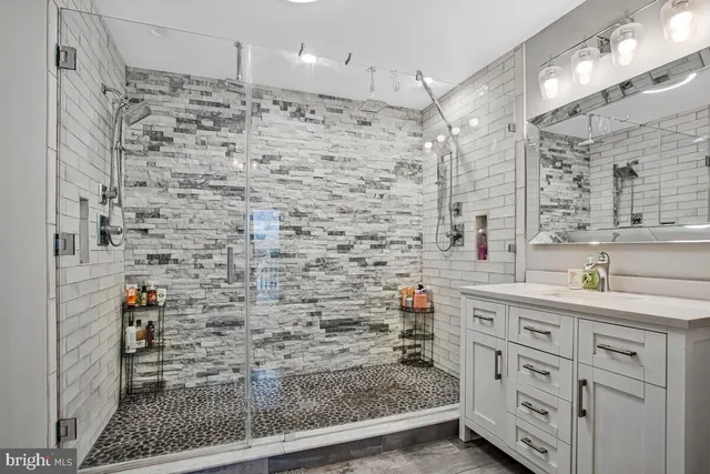 a outdoor view with a sitting space