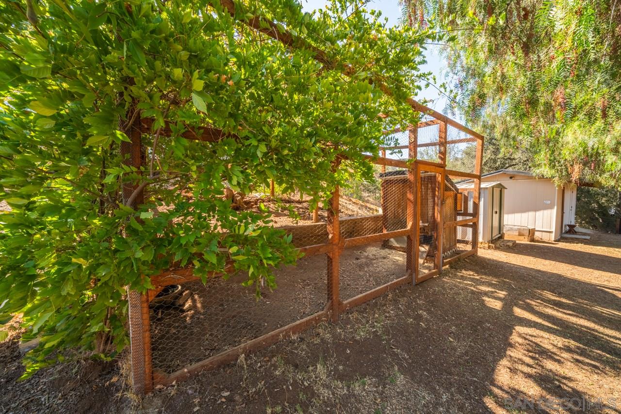 11064 Green Oaks Road Lakeside, CA 92040 - Photo 23 of 25 Gallery Image 23